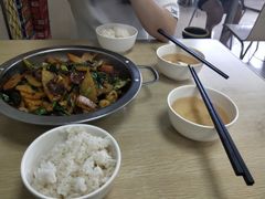 -老五麻辣香锅(盘锦花园店)