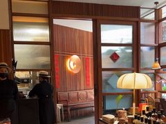 -银米·云南传统过桥米线(双廊黑金冠店)