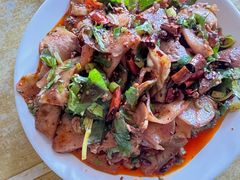 凉拌猪头肉-豆腐脑花