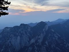 -黄山光明顶山庄