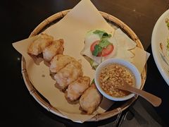 -大头虾越式风味餐厅(光明广场店)
