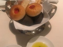 餐前面包-北京金融街丽思卡尔顿酒店·意味轩 Cepe