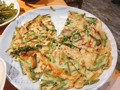 海鲜葱煎饼-唯成•韩国炭火烤肉 유성고기