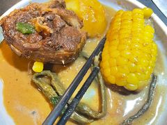 -锅老头海鲜铁锅炖