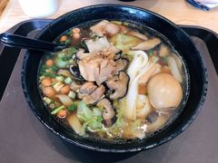 香菇滑鸡粉-顶香阁桂林米粉·柳州螺蛳粉(上地店)