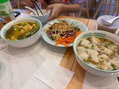 -财兜兜大黄山小馄饨