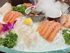 -青瓦餐厅·生鱼片·韩园烤肉(西塔店)