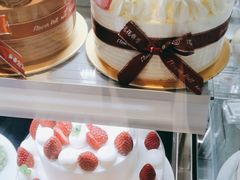 -花花卷卷·鲜食蛋糕(静安久光百货店)
