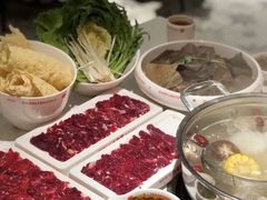 -八合里牛肉火锅(上海世茂广场店)
