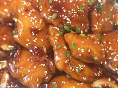-梅利汴京烤鸭•开封豫菜地标店(东大街店)