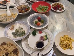 -浅深(世茂滨江精品店)