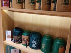 零售区-泸溪河桃酥(湖滨银泰in77店)