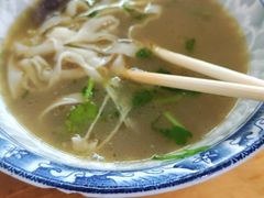 -十二忠手拉面(中华路店)