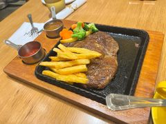 -菲滋意式餐厅(上虞万和城店)