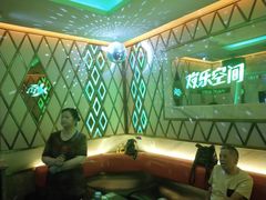 -欢乐空间KTV(奥山世纪城店)