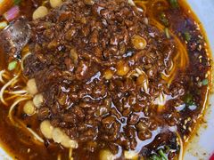 -八一路好吃街(雨田商务大厦店)