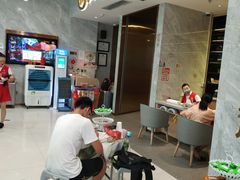 -海底捞火锅(凯德广场店)