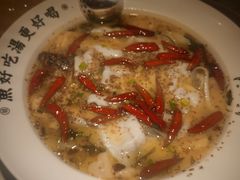 -江渔儿酸菜鱼(奥园广场金发购物中心店)