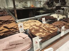 焦糖海盐牛奶黑巧-Laderach 莱德拉(上海环贸iapm店)