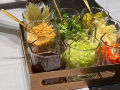 -红鼎豆捞·非遗鲍皇汤火锅(宝丰路店)