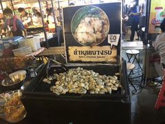 -席娜卡琳火车铁道夜市