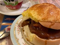 沙爹牛肉菠萝包-金华冰厅