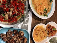 -喝丢一只鞋辣炒海鲜小烧烤(三八广场店)