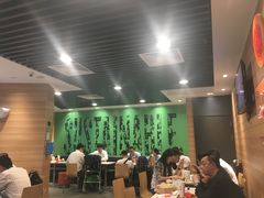 大堂-麦当劳(郑州新郑机场)