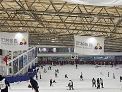 -乔波室内滑雪场