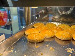 -香港元朗荣华月饼(十八甫路店)