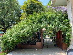 -谷咖啡·鲜花绿植花园餐厅