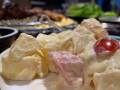 -青瓦炭韩潮烤肉(花园道店)