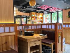-汉城烤肉·黑金冠(华山路店)