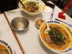 -粉小主·贵州酸汤牛肉粉(南京仙林金鹰店)