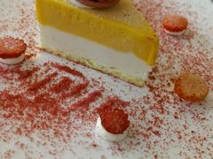 芒果椰子冰淇淋雪糕-坤思特1688咖啡(五洲花城店)