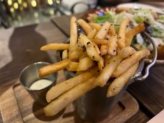 -The BREW·酿餐厅(浦东嘉里大酒店)