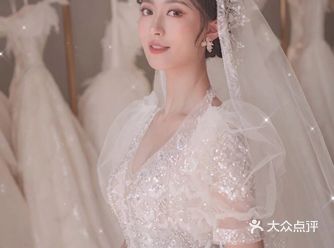 炒鸡奢华的仪式主纱 ta似乎有种魔力，瞬间代入童话世