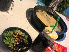 -钢管厂五区小郡肝串串香(奥克斯广场锦城万达店)