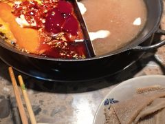 -叁口煮市井老火锅(春熙路店)