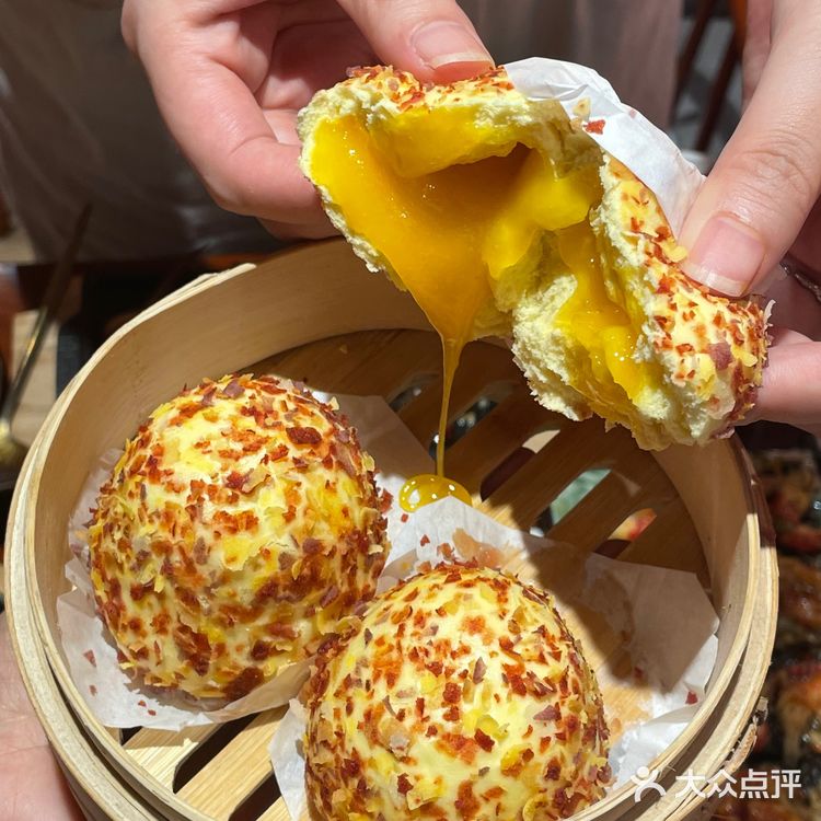 喜欢武汉这座城市的理由[流泪]龙虾杯面算一条吧 	