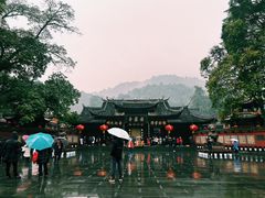 -峨眉山报国寺