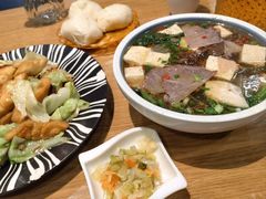 -金莹丸子汤清真(朝外SOHO店)