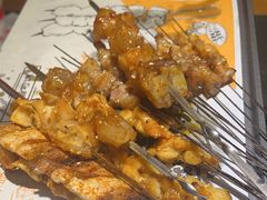 -三兄弟灰太狼烧烤.龙虾烤鱼(上海交大店)