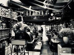 -在路上酒吧(大理古城店)