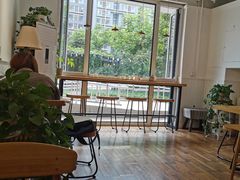 -Cafe Villa