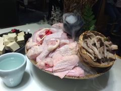 -洪氏嗨捞·猪肚鸡火锅(阳光天地店)