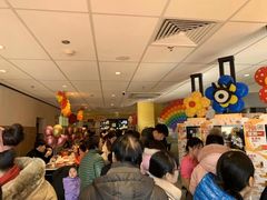 等位区-麦当劳(学院大街店)