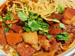 大肉面-老王四季抻面(南六东路店)