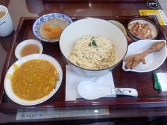 -百年老字号·观振兴蟹黄面·三虾面·苏式面(观前街富仁坊巷店)