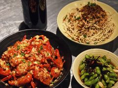 凉面-巴厘龙虾·榜首油焖大虾(洞庭·艺术洋房店)